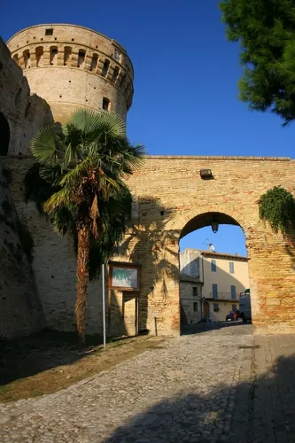Porta della Rocca