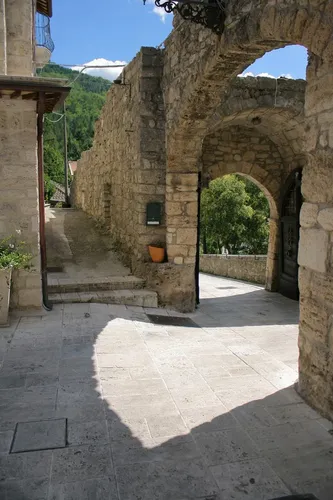 Porta Castellana