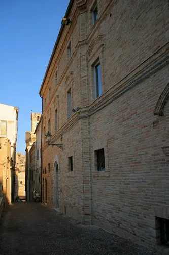 Palazzo Sciarra