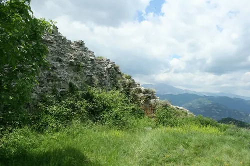 Rocca di Montecalvo