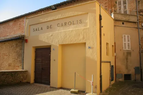 Sala De Carolis