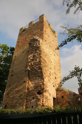 Rocca di Marano