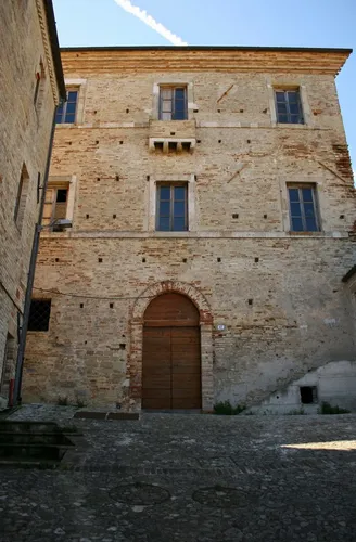 Palazzo Brancadoro - Sforza