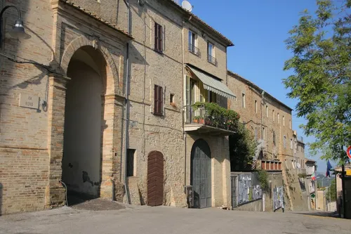 Porta Vittorio Emanuele II